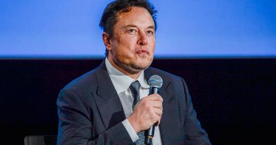 Elon Musk says he’ll resign as head of Twitter