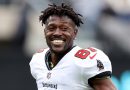 Police seek to arrest former NFL wide receiver Antonio Brown for domestic battery